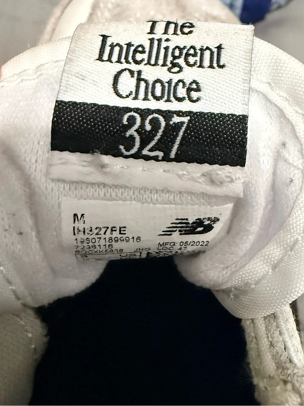 New Balance Kids White & Black  Retro Runner